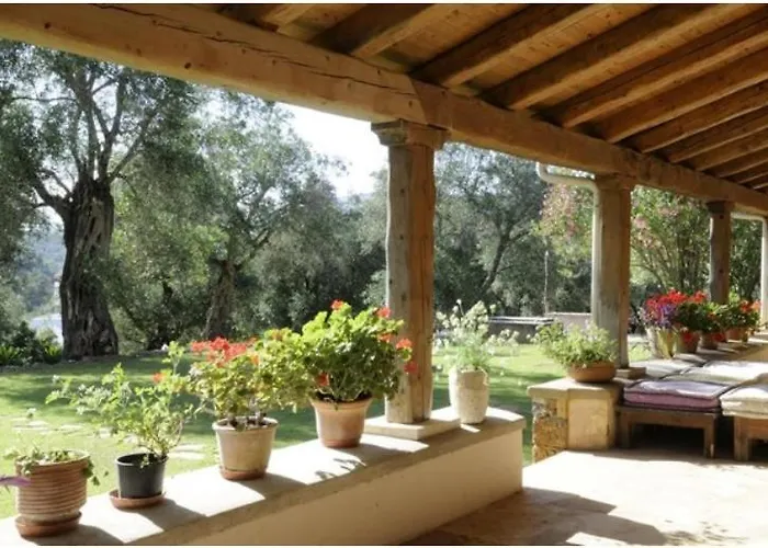 Villa Neranzia Pouládes